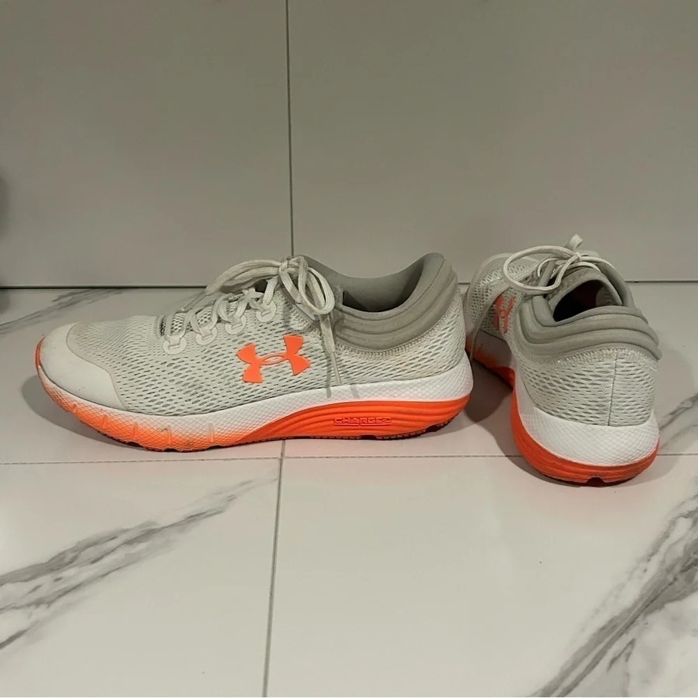 Under Armour stylish under